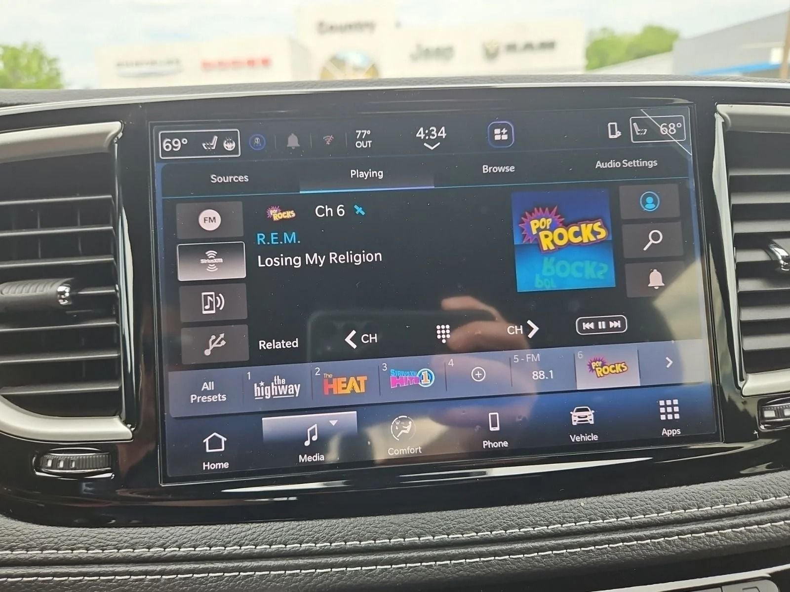 2027 Chrysler Pacifica PACIFICA SELECT