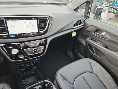 2026 Chrysler Voyager VOYAGER LX