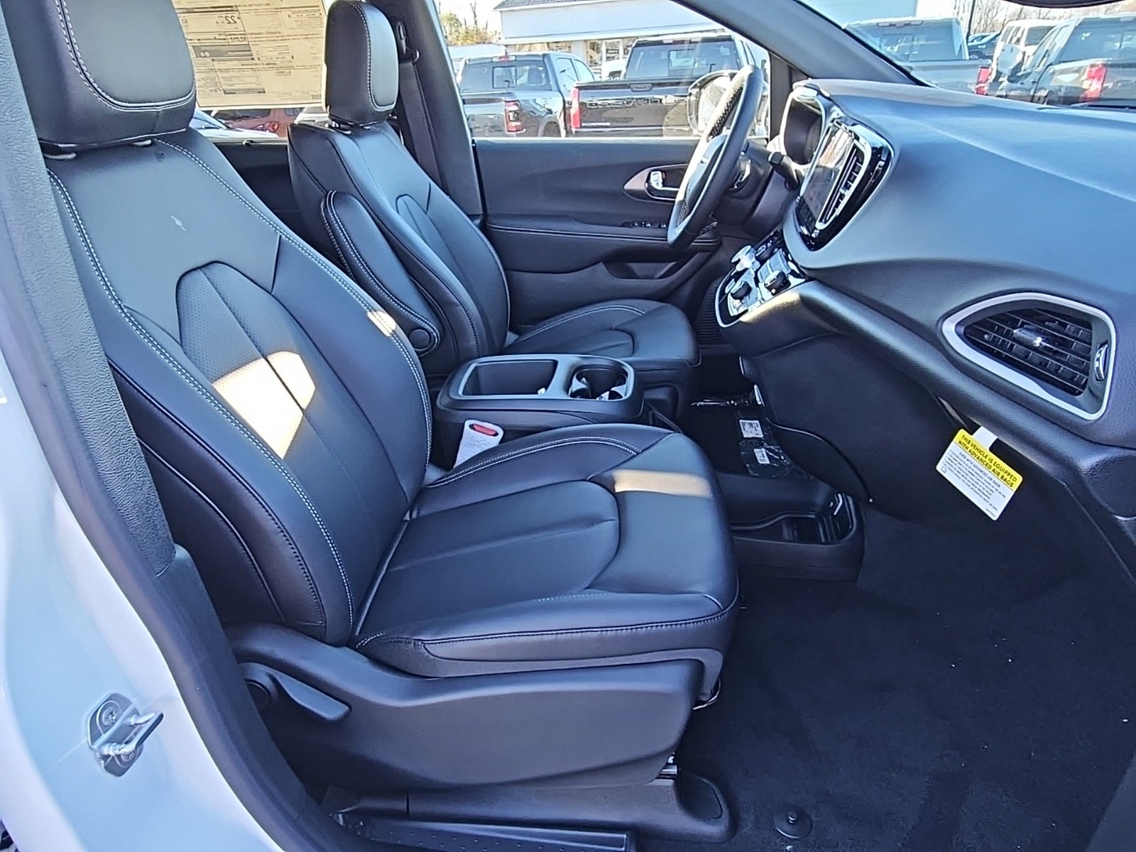 2026 Chrysler Voyager VOYAGER LX