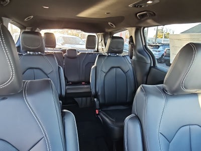 2026 Chrysler Voyager VOYAGER LX