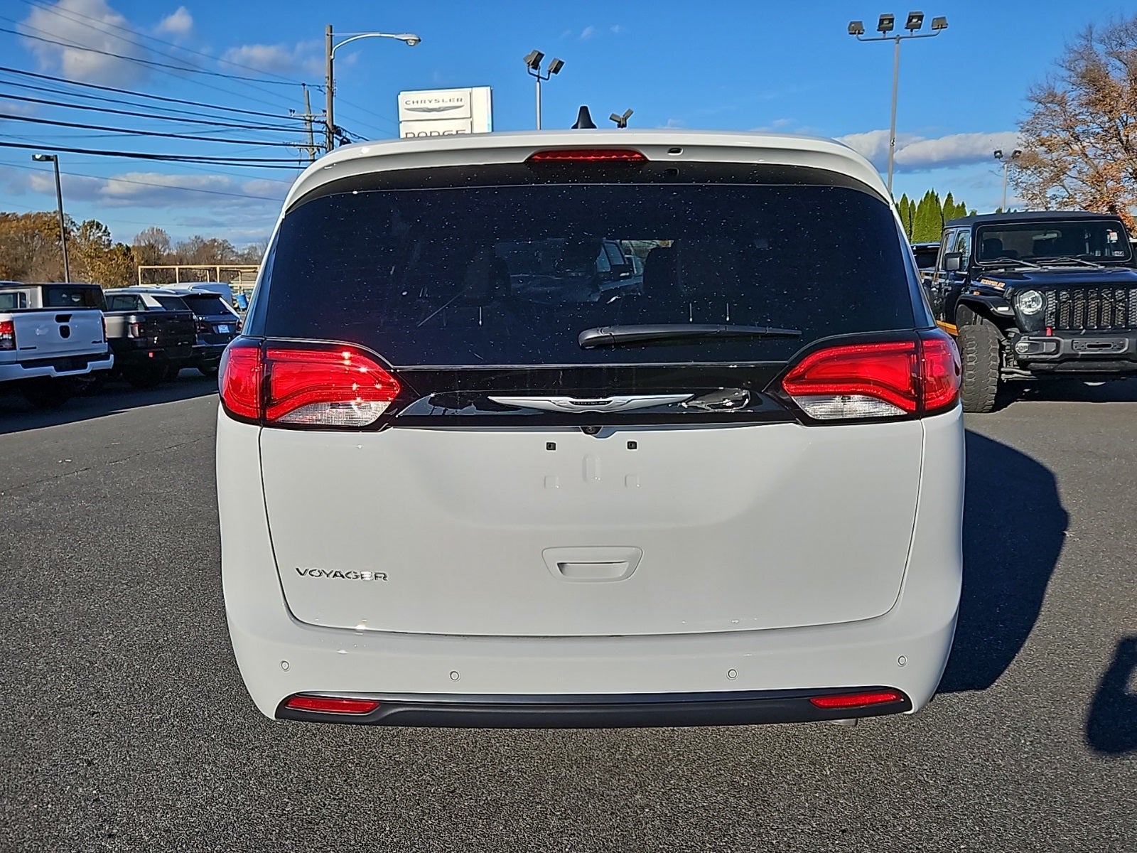 2026 Chrysler Voyager VOYAGER LX