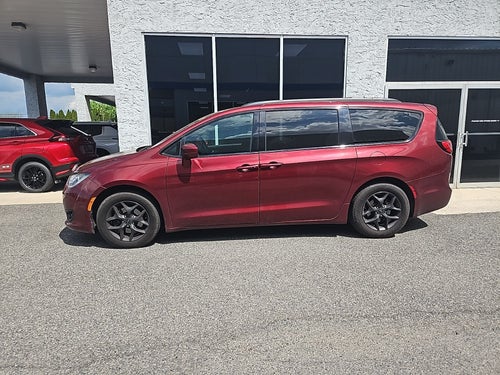 2018 Chrysler Pacifica Touring Plus