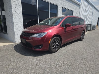 2018 Chrysler Pacifica Touring Plus