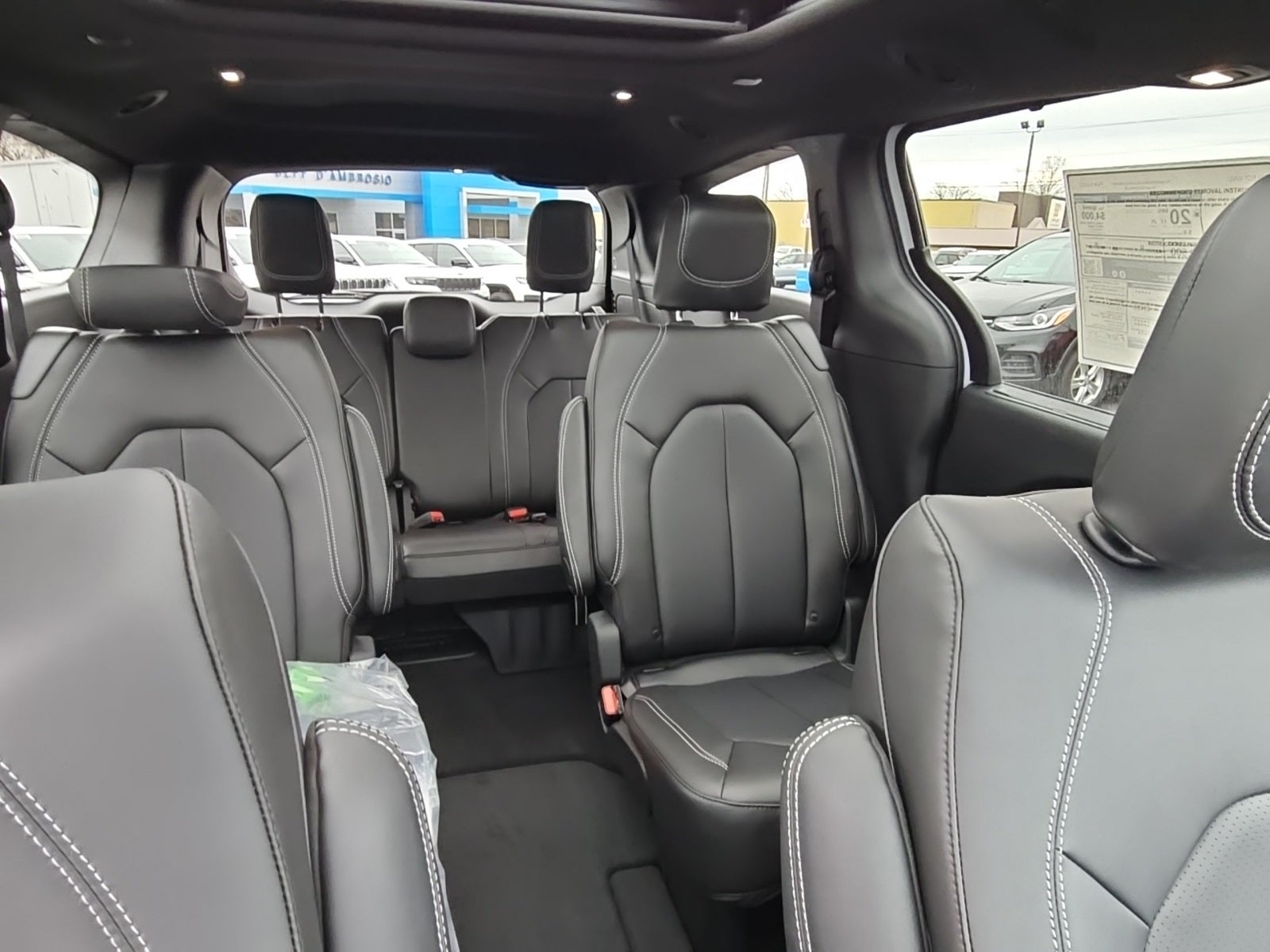 2026 Chrysler Pacifica PACIFICA SELECT AWD