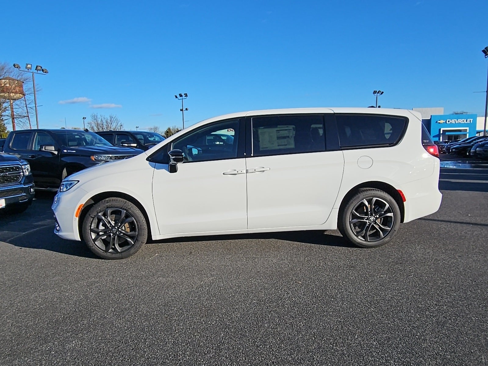 2026 Chrysler Pacifica PACIFICA SELECT AWD