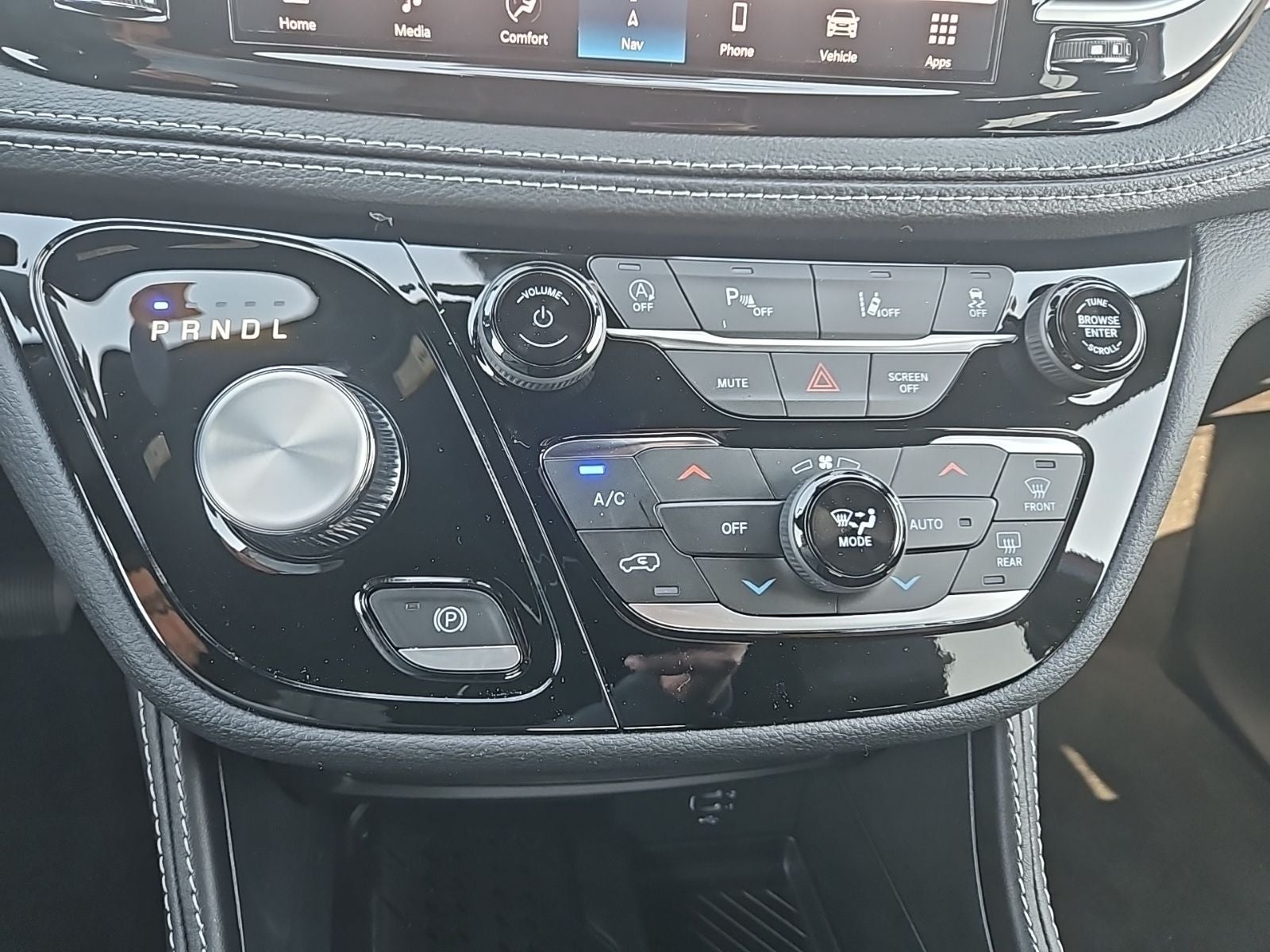 2026 Chrysler Pacifica PACIFICA LIMITED AWD