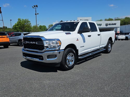 2022 RAM 3500 Tradesman Crew Cab 4x2 8' Box