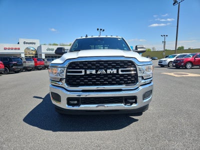 2022 RAM 3500 Tradesman Crew Cab 4x2 8' Box