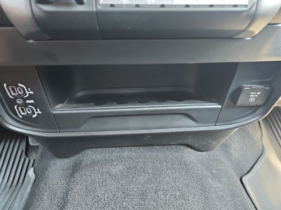 2022 RAM 3500 Tradesman Crew Cab 4x2 8' Box
