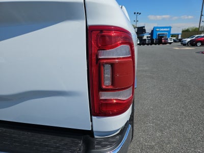 2022 RAM 3500 Tradesman Crew Cab 4x2 8' Box