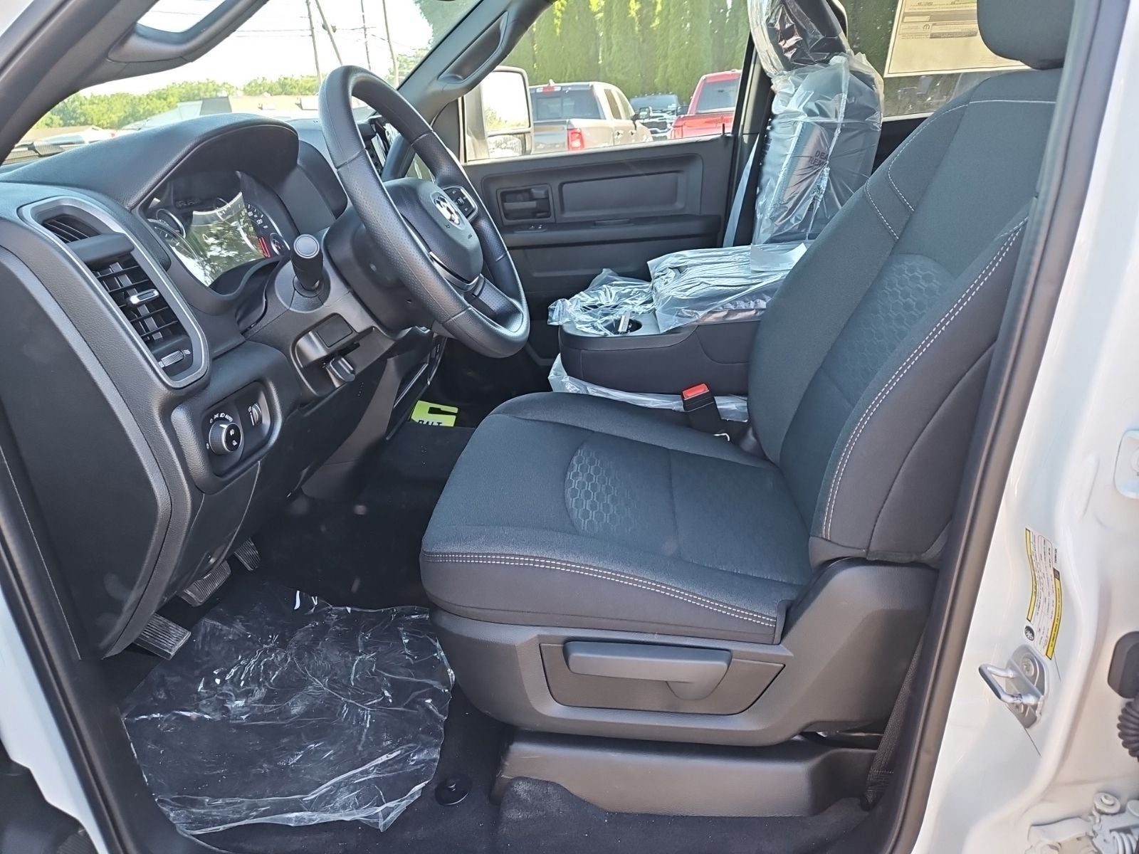 2026 RAM Ram 3500 RAM 3500 TRADESMAN CREW CAB 4X4 8' BOX