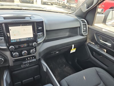 2026 RAM 1500 RAM 1500 EXPRESS CREW CAB 4X4 5'7' BOX