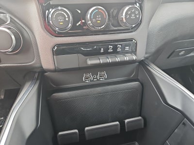 2026 RAM 1500 RAM 1500 EXPRESS CREW CAB 4X4 5'7' BOX