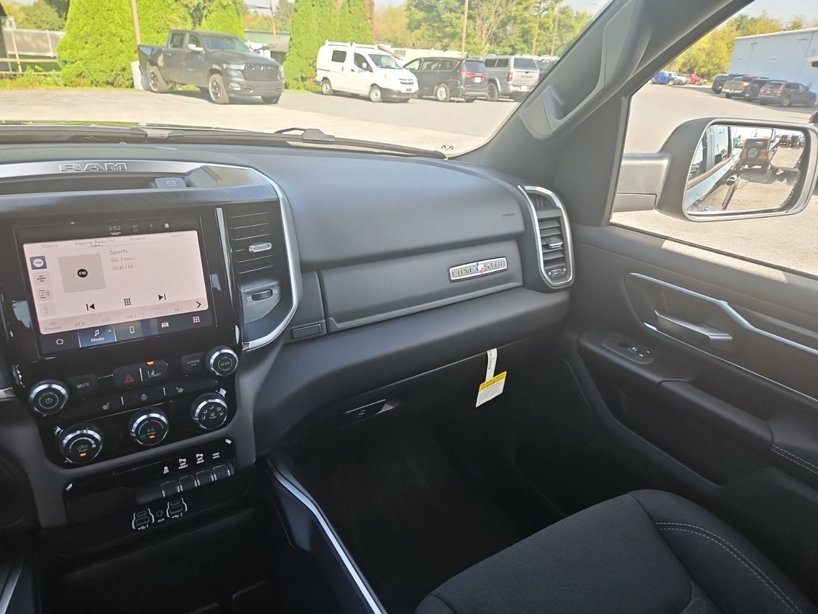 2026 RAM Ram 1500 RAM 1500 LONE STAR CREW CAB 4X4 5'7' BOX