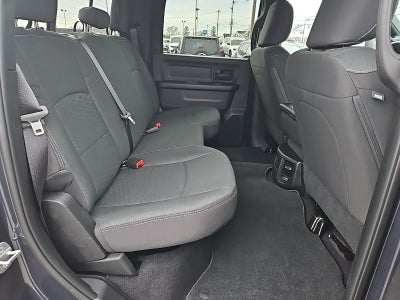 2026 RAM Ram 2500 RAM 2500 BLACK EXPRESS CREW CAB 4X2 6'4' BOX