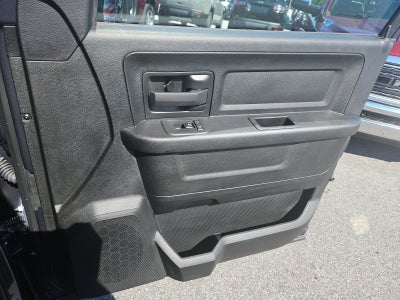 2026 RAM 2500 Black Express Crew Cab 4x2 6'4' Box
