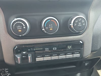 2020 RAM 2500 Tradesman Crew Cab 4x4 8' Box