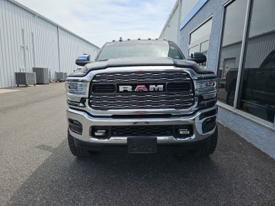 2022 RAM 2500 Limited Crew Cab 4x4 6'4' Box