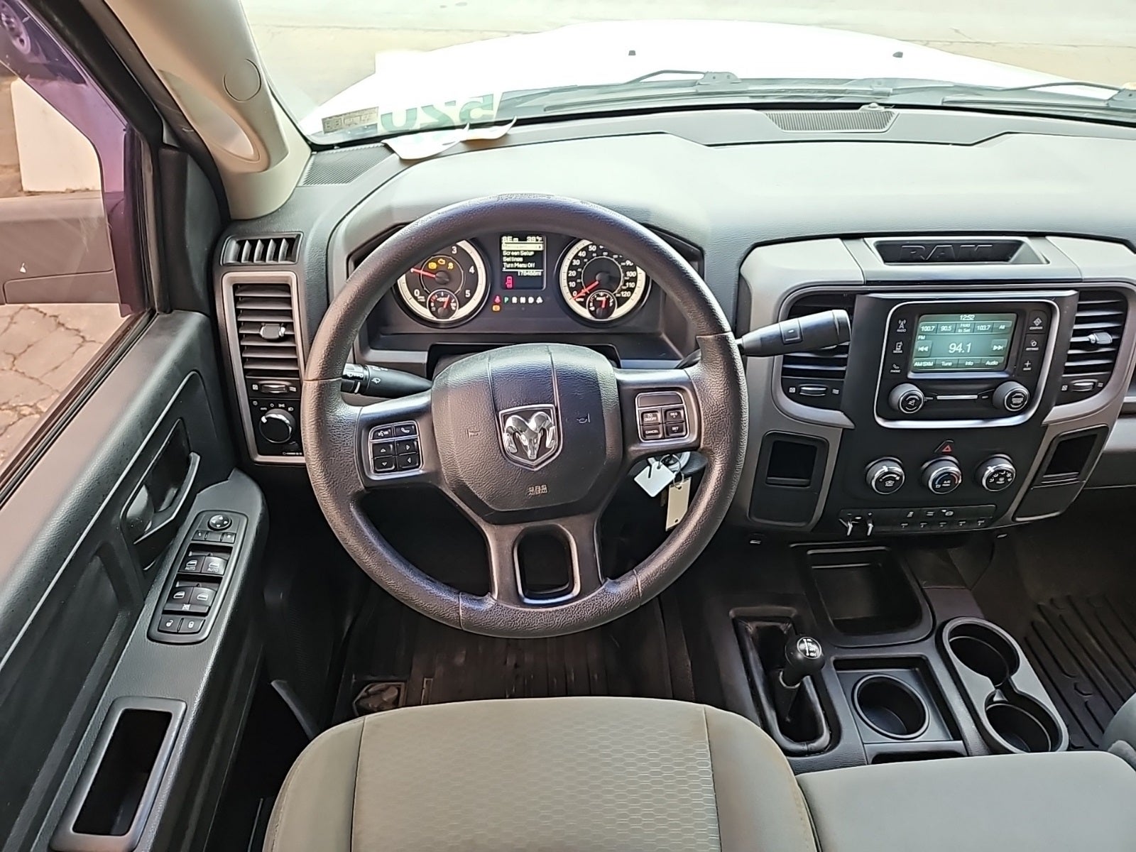 2018 RAM 3500 Chassis Tradesman/SLT/Laramie