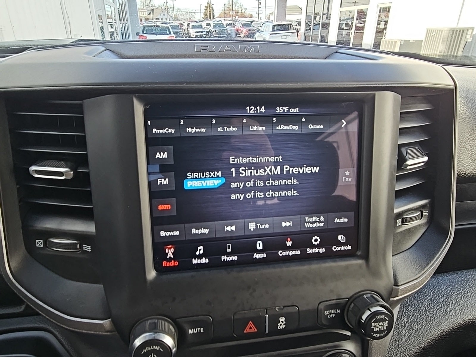 2020 RAM 5500 Chassis Tradesman/SLT/Laramie/Limited