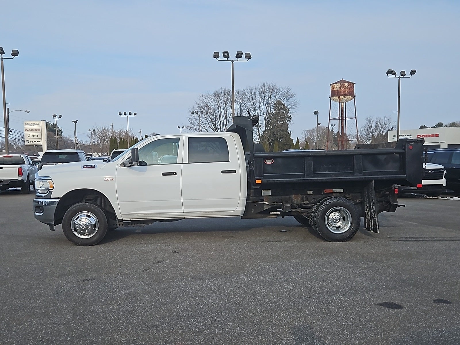 2022 RAM 3500 Chassis Tradesman/SLT/Laramie/Limited