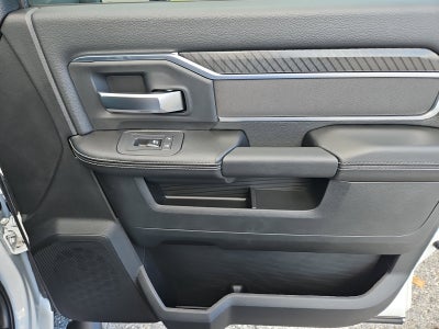 2027 RAM Ram 3500 Chassis Cab RAM 3500 BIG HORN CREW CAB CHASSIS 4X4 60' CA