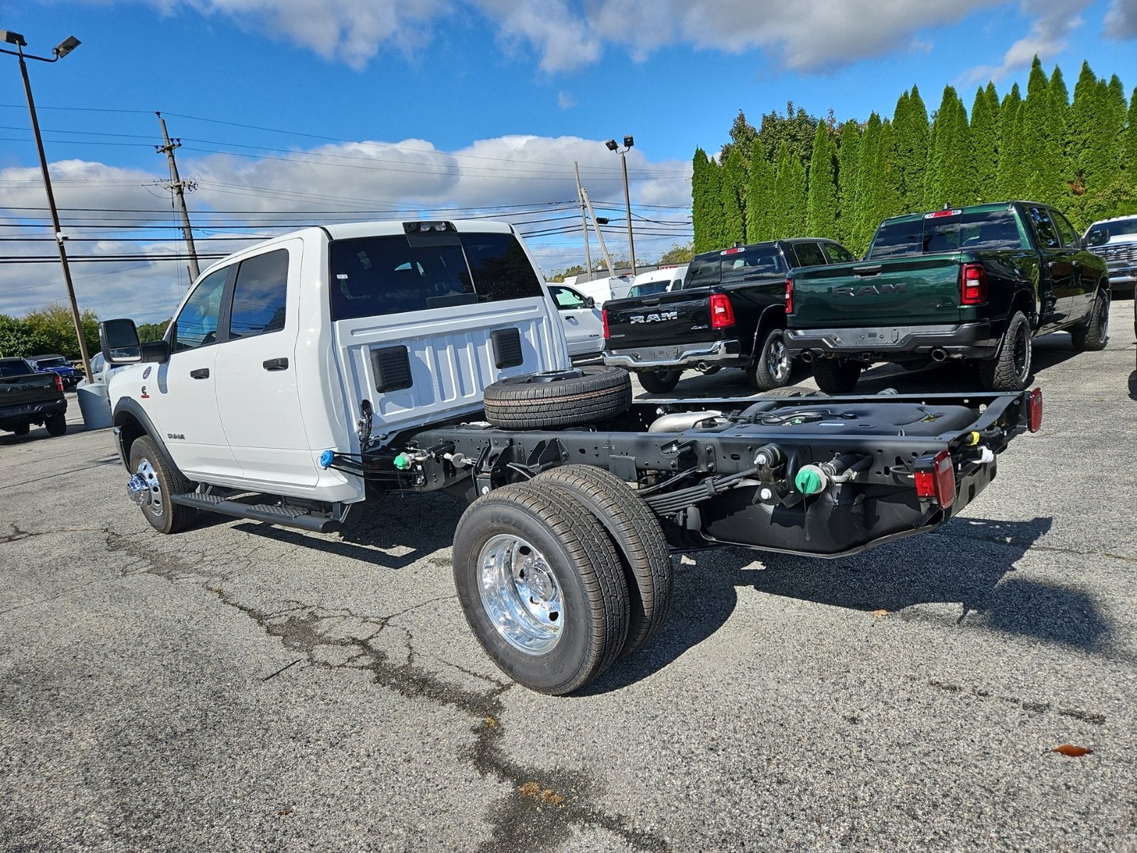 2027 RAM Ram 3500 Chassis Cab RAM 3500 BIG HORN CREW CAB CHASSIS 4X4 60' CA