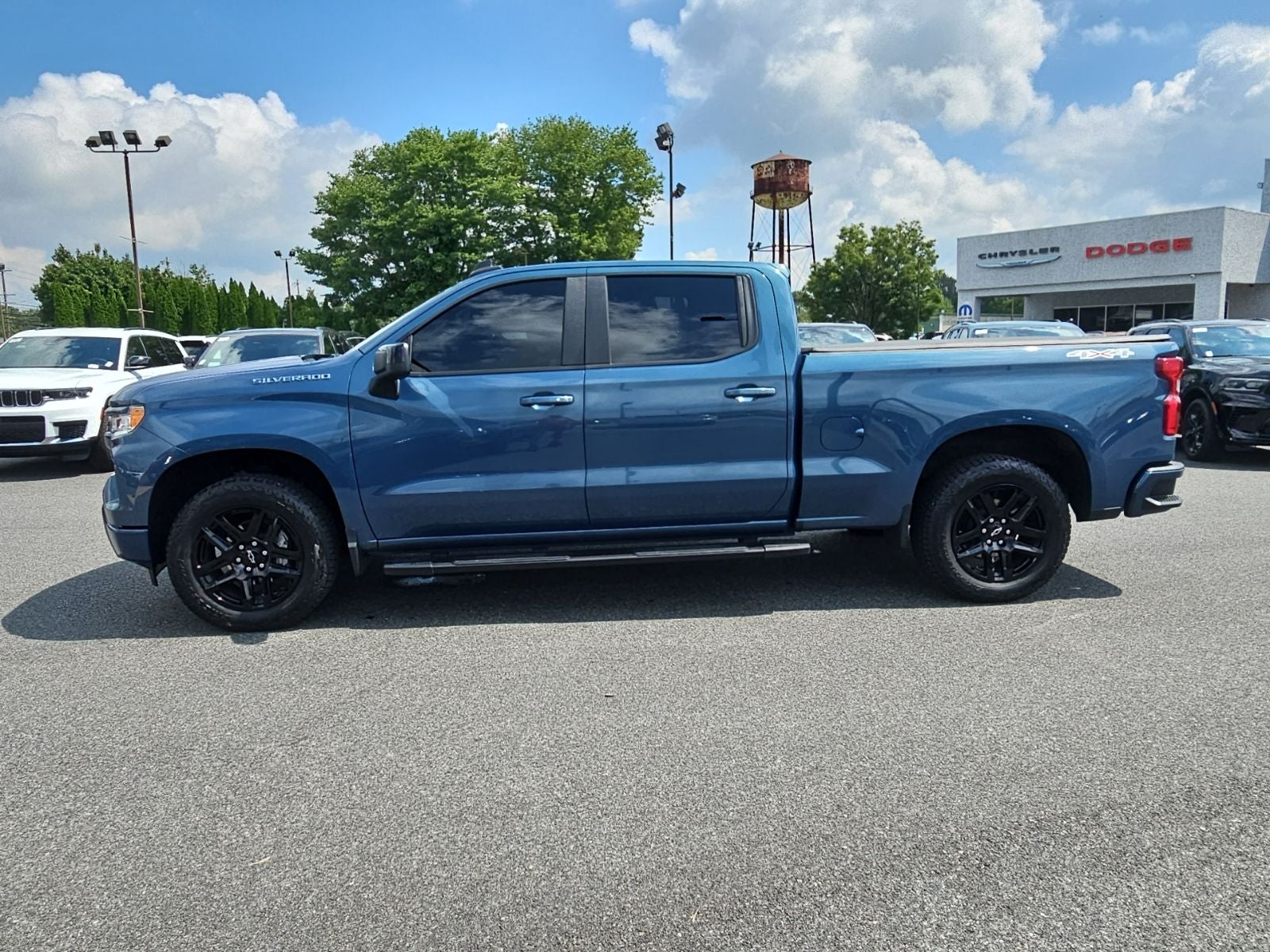2024 Chevrolet Silverado 1500 4WD Crew Cab Standard Bed RST