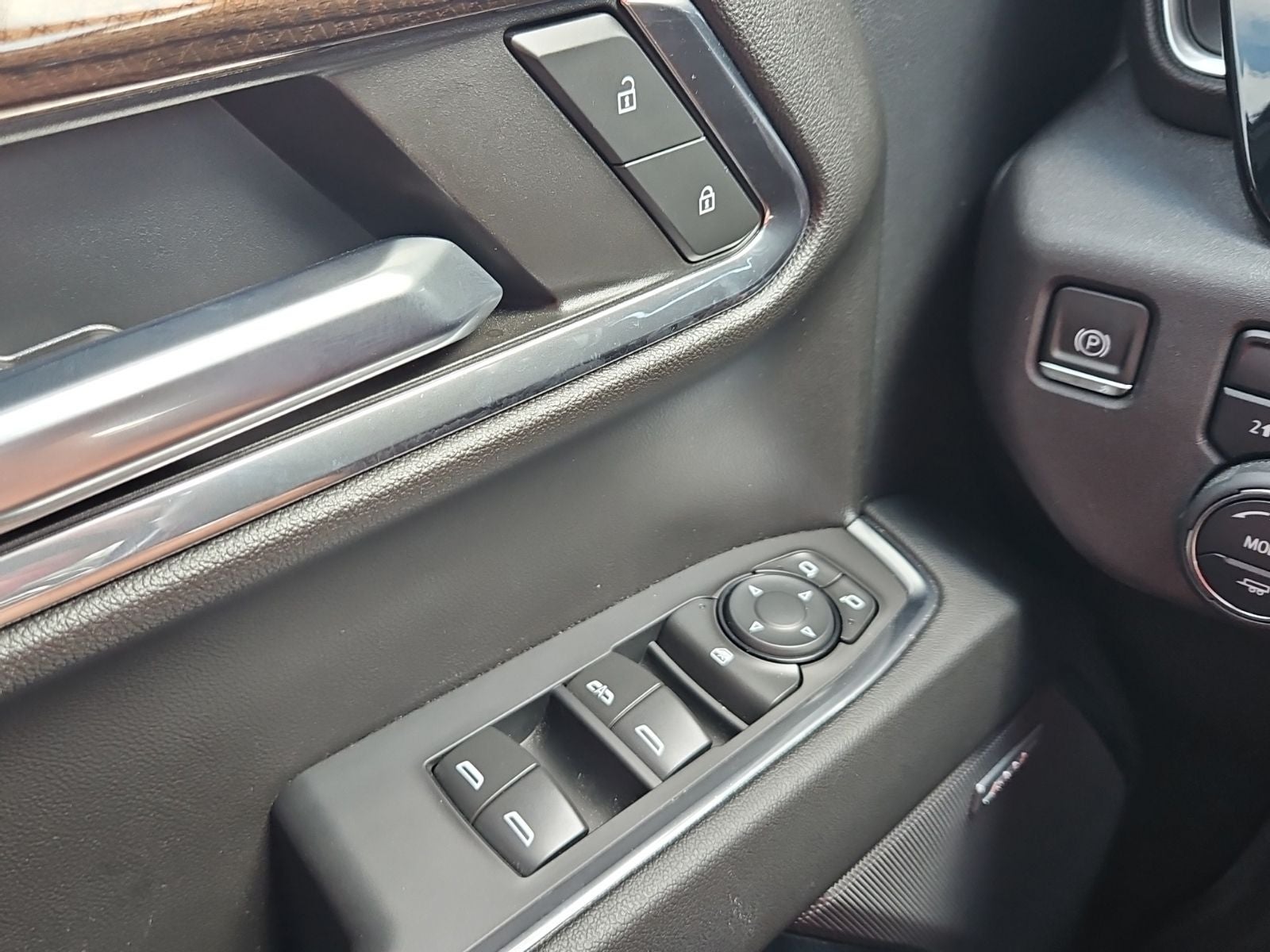 2024 Chevrolet Silverado 1500 4WD Crew Cab Standard Bed RST