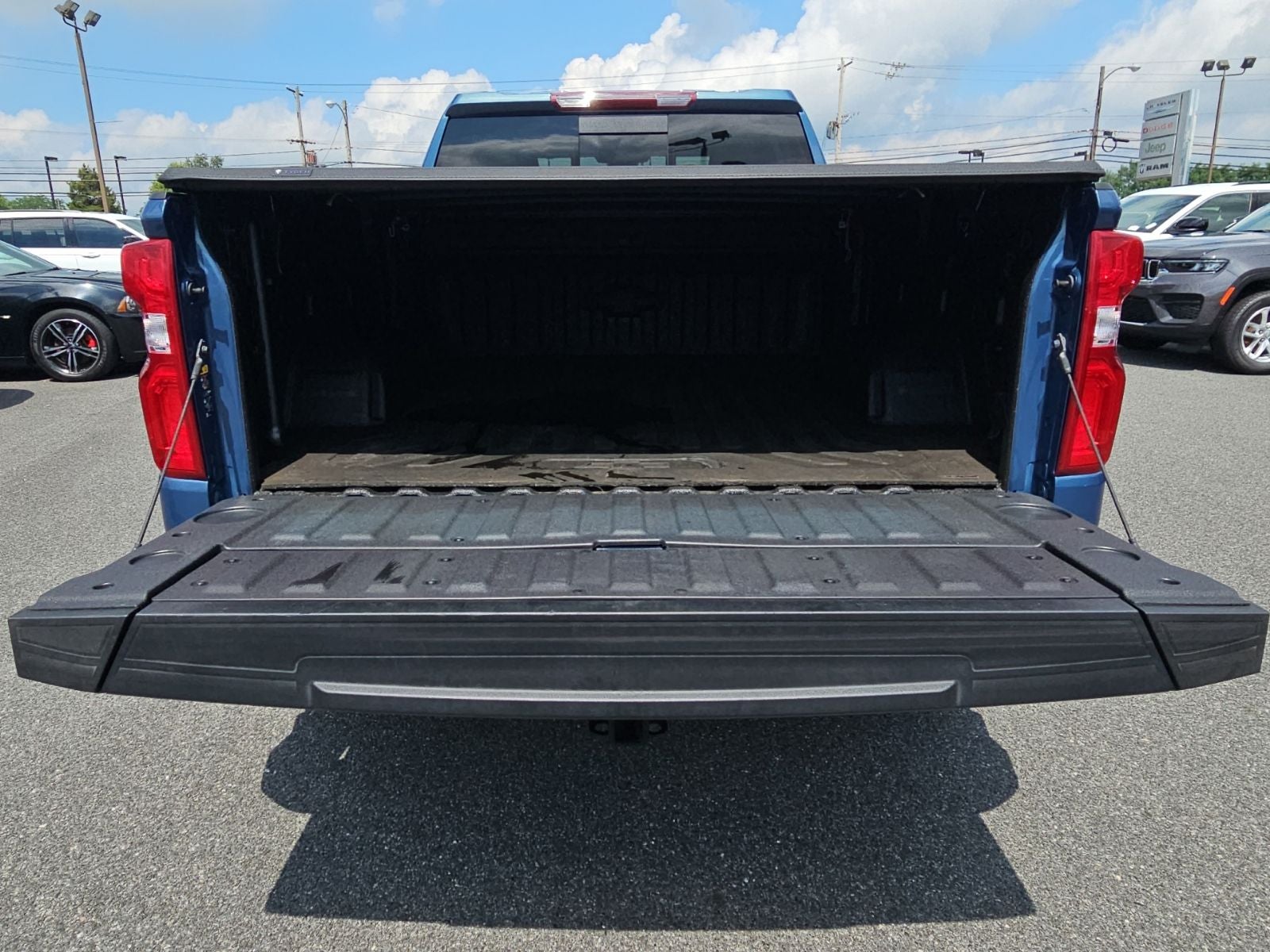 2024 Chevrolet Silverado 1500 4WD Crew Cab Standard Bed RST