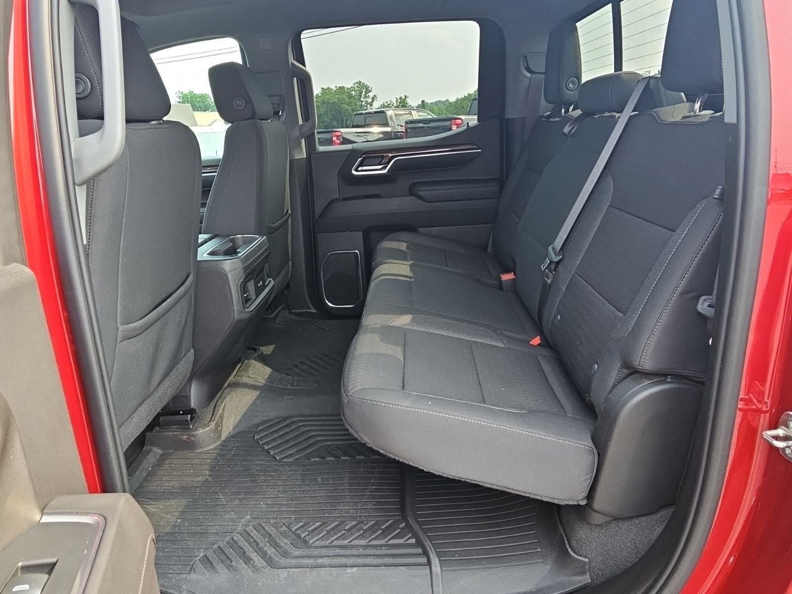 2022 Chevrolet Silverado 1500 4WD Crew Cab Standard Bed RST
