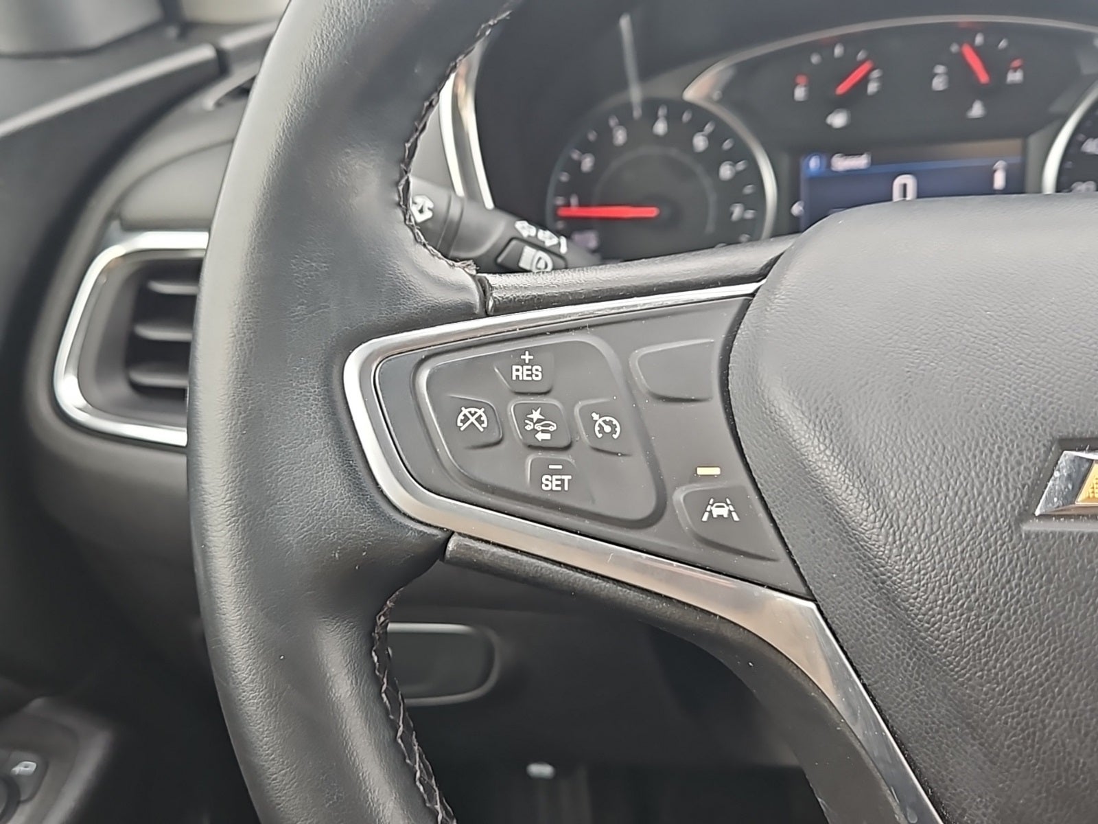 2023 Chevrolet Equinox FWD LT