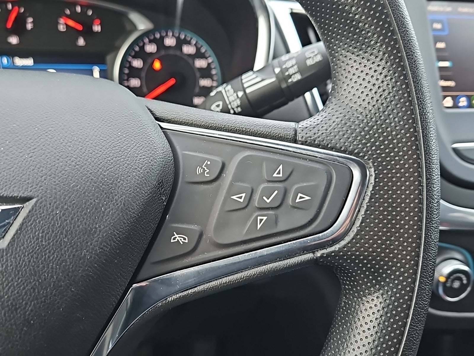 2021 Chevrolet Equinox FWD LT