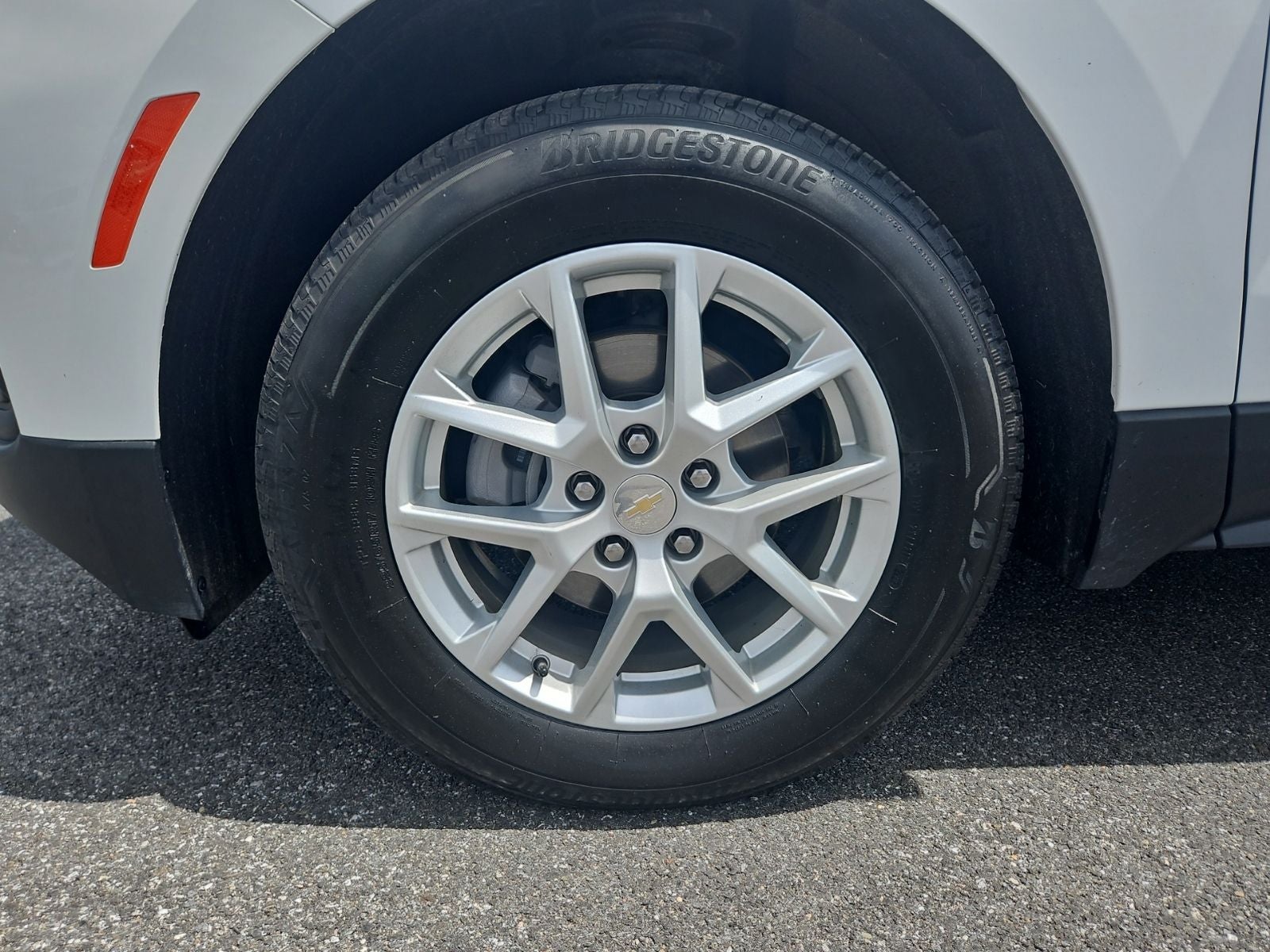 2024 Chevrolet Equinox AWD LS