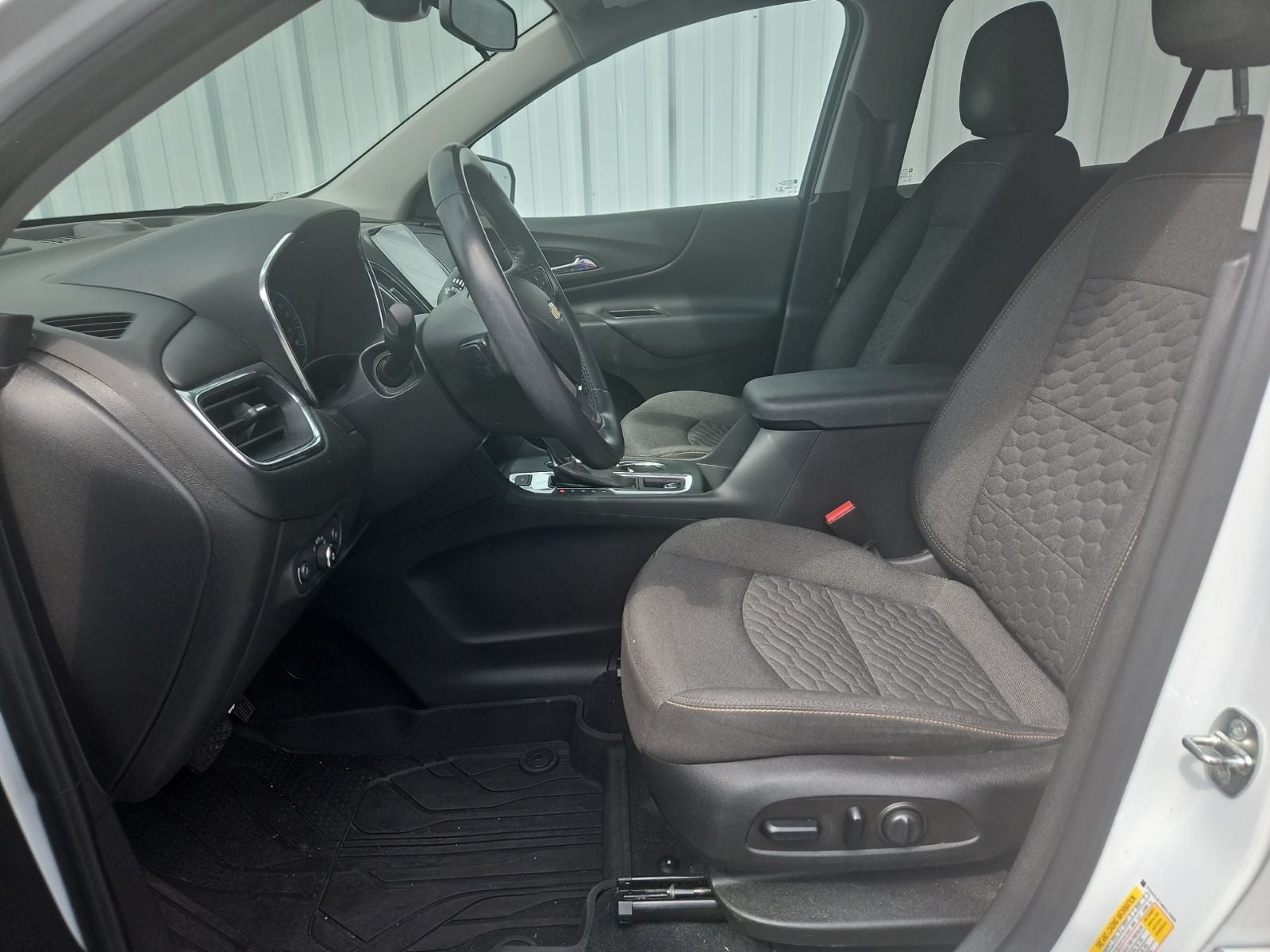 2021 Chevrolet Equinox AWD LT