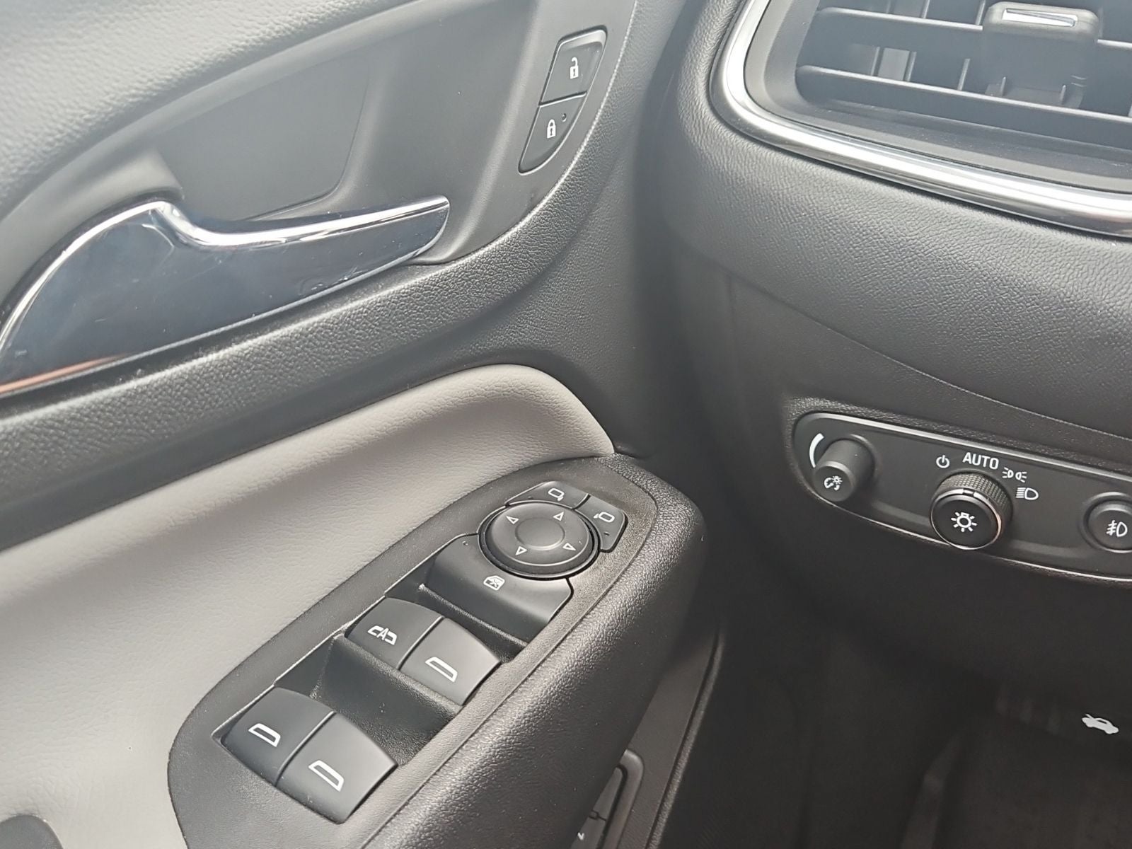2021 Chevrolet Equinox AWD Premier