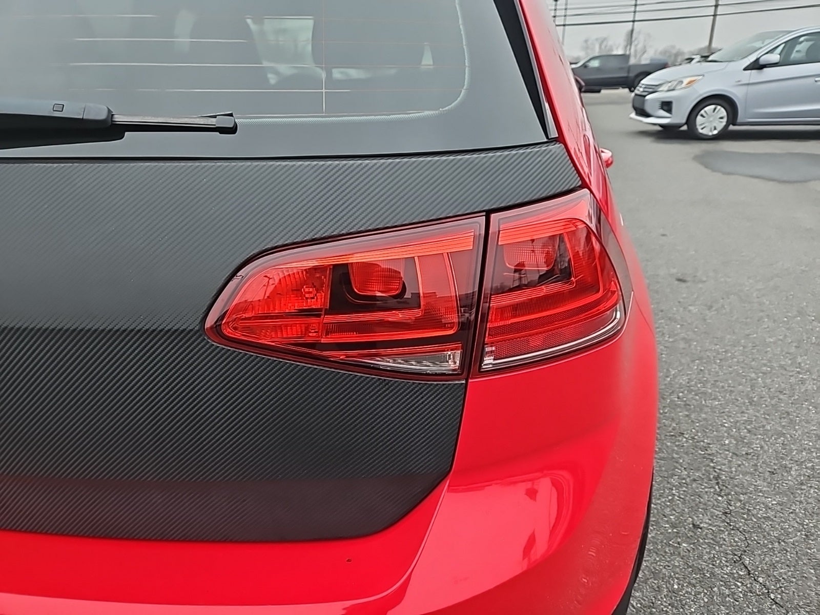 2017 Volkswagen Golf GTI SE 4-Door