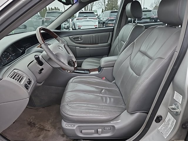 2003 Toyota Avalon Base