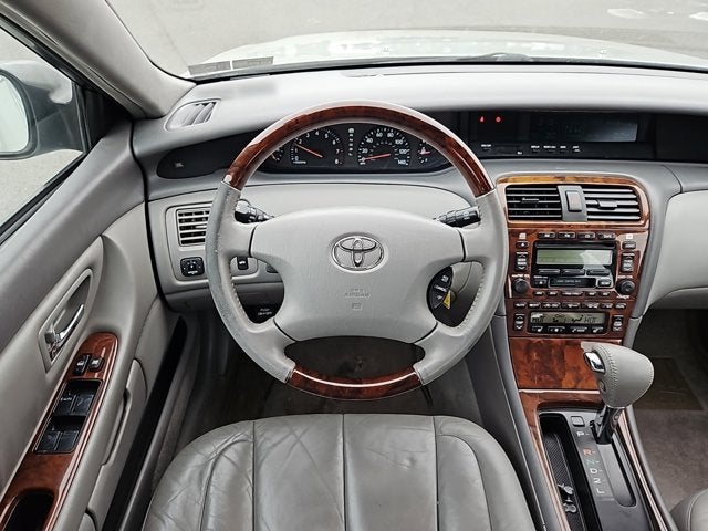 2003 Toyota Avalon Base