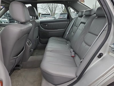 2003 Toyota Avalon Base
