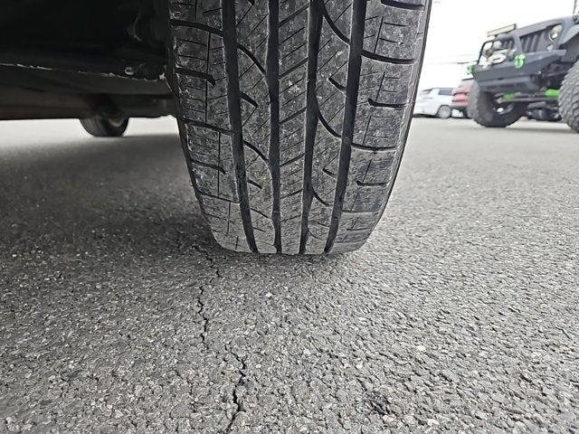 2003 Toyota Avalon Base