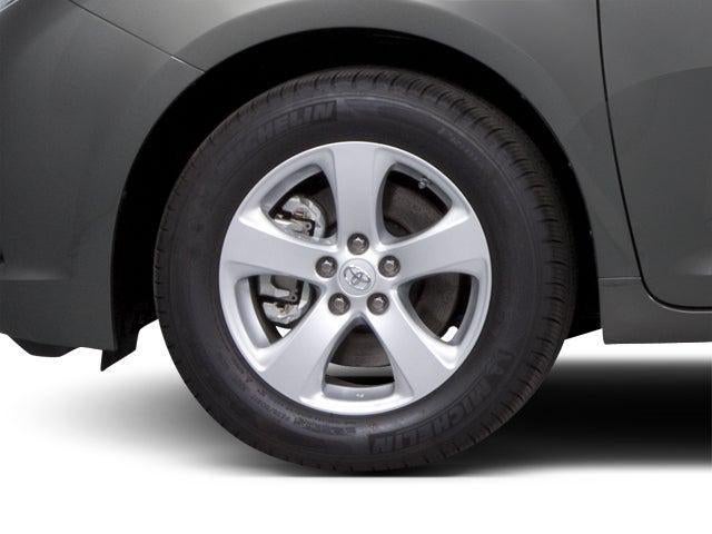2013 Toyota Sienna L V6 7 Passenger