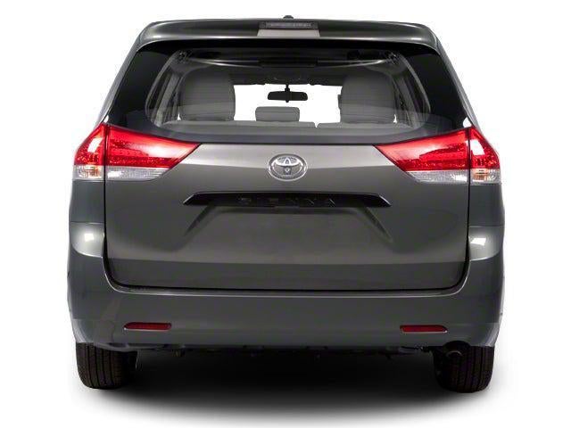2013 Toyota Sienna L V6 7 Passenger