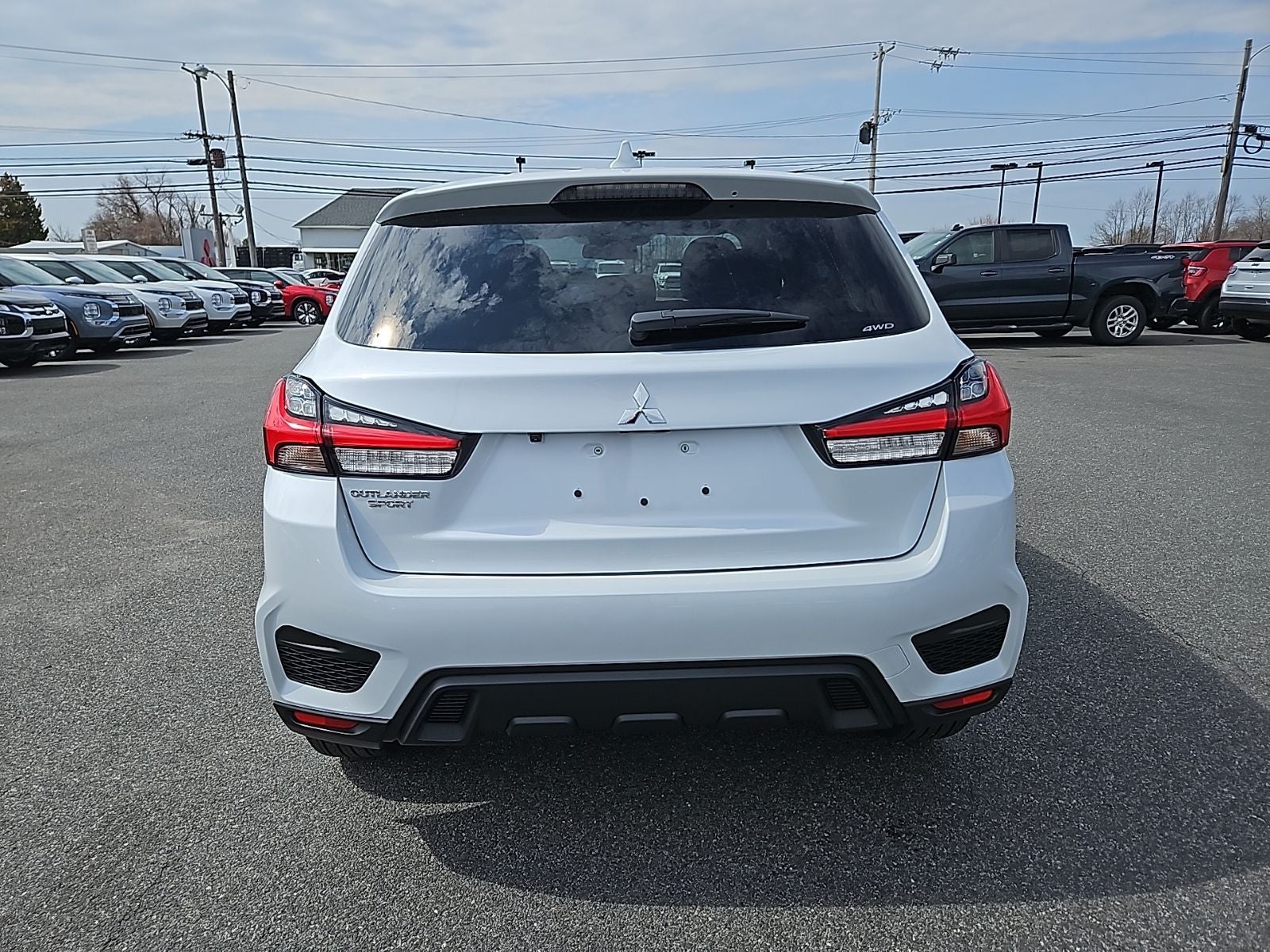 2026 Mitsubishi Outlander Sport ES