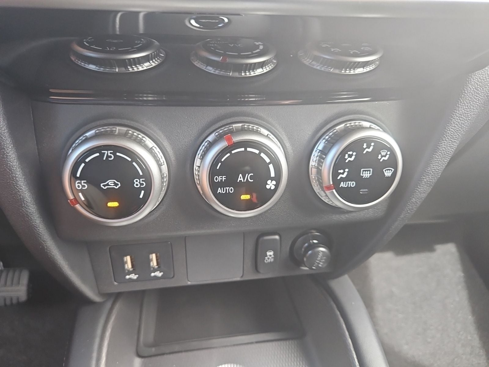 2027 Mitsubishi Outlander Sport ES