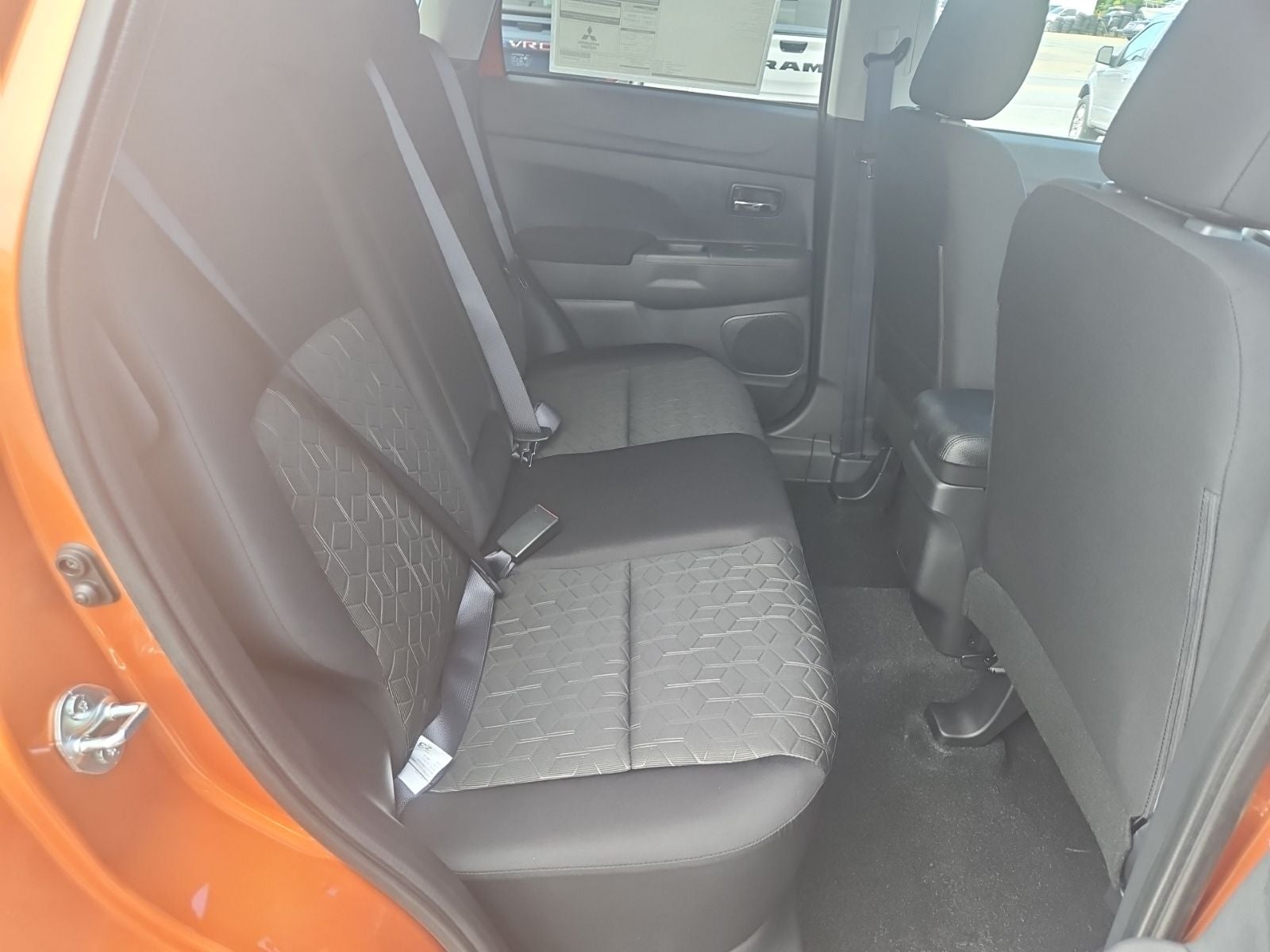 2027 Mitsubishi Outlander Sport ES