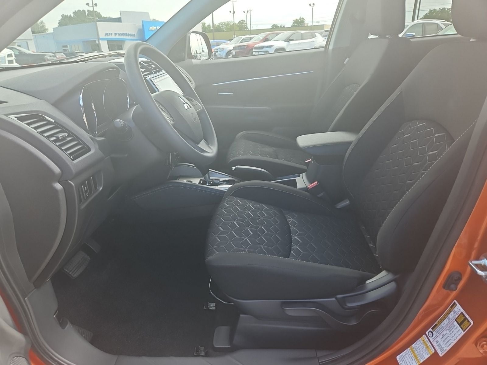 2027 Mitsubishi Outlander Sport ES