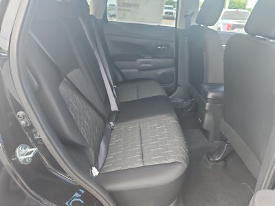 2027 Mitsubishi Outlander Sport LE