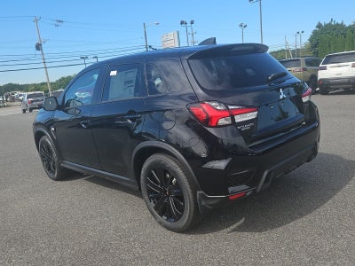 2027 Mitsubishi Outlander Sport LE