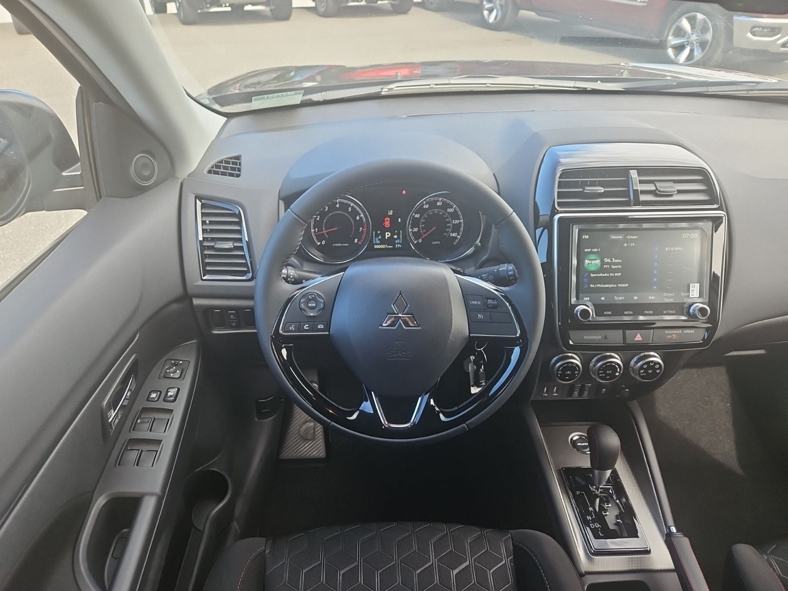 2027 Mitsubishi Outlander Sport LE